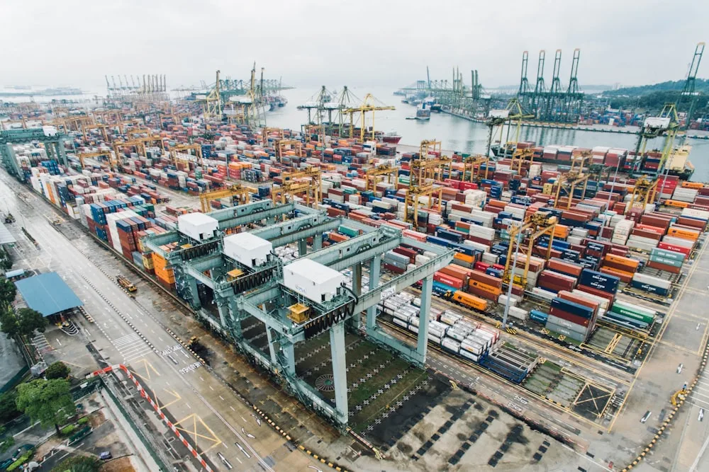 Why Real-Time Tracking Is a Must for Modern Logistics